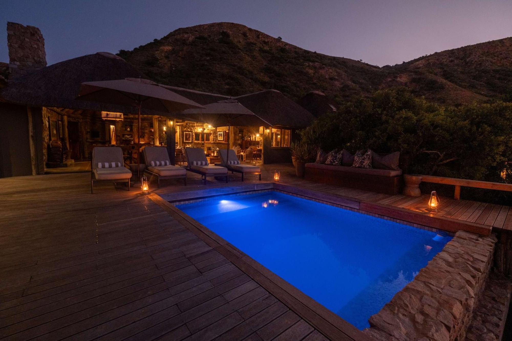Lodge Hillsnek Safari Camp - Amakhala Game Reserve