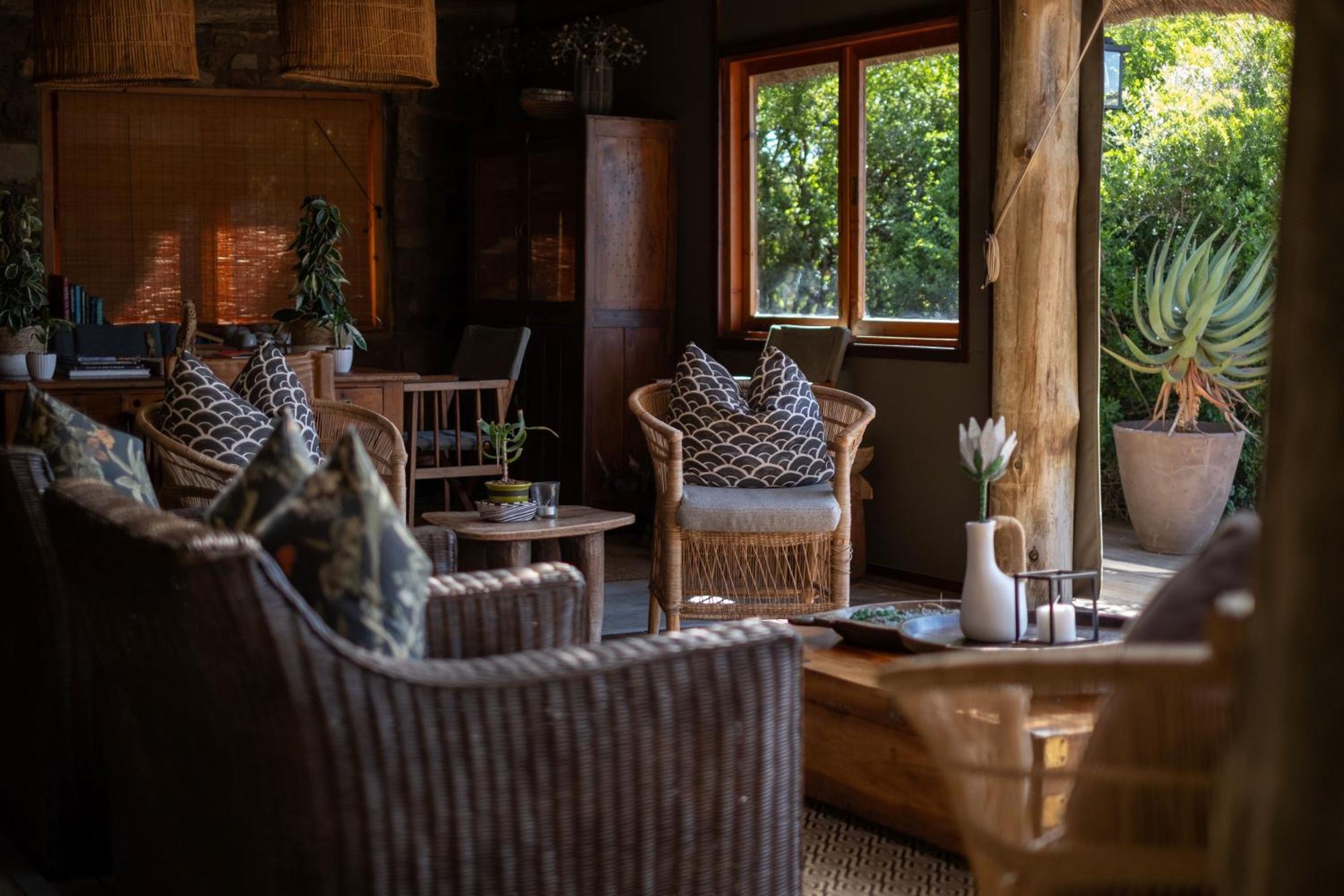 Lodge Hillsnek Safari Camp - Amakhala Game Reserve