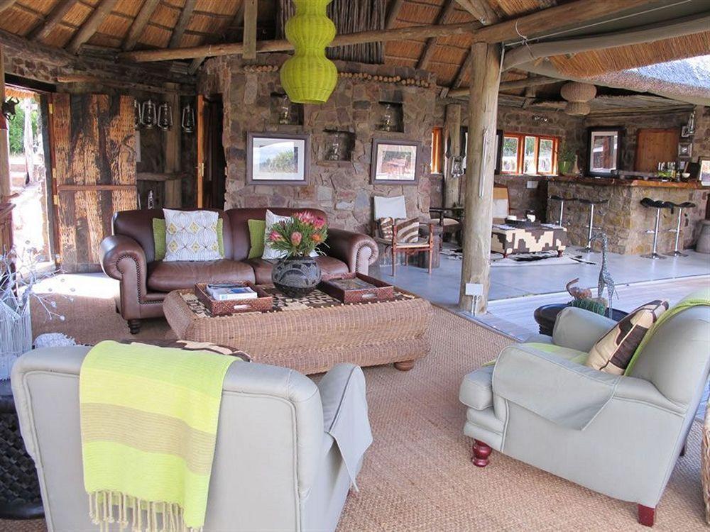 Hillsnek Safari Camp - Amakhala Game Reserve Lodge